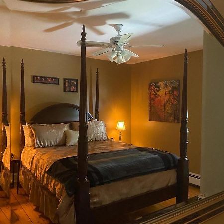 Toba'S Bed & Breakfast Lunenburg Zewnętrze zdjęcie