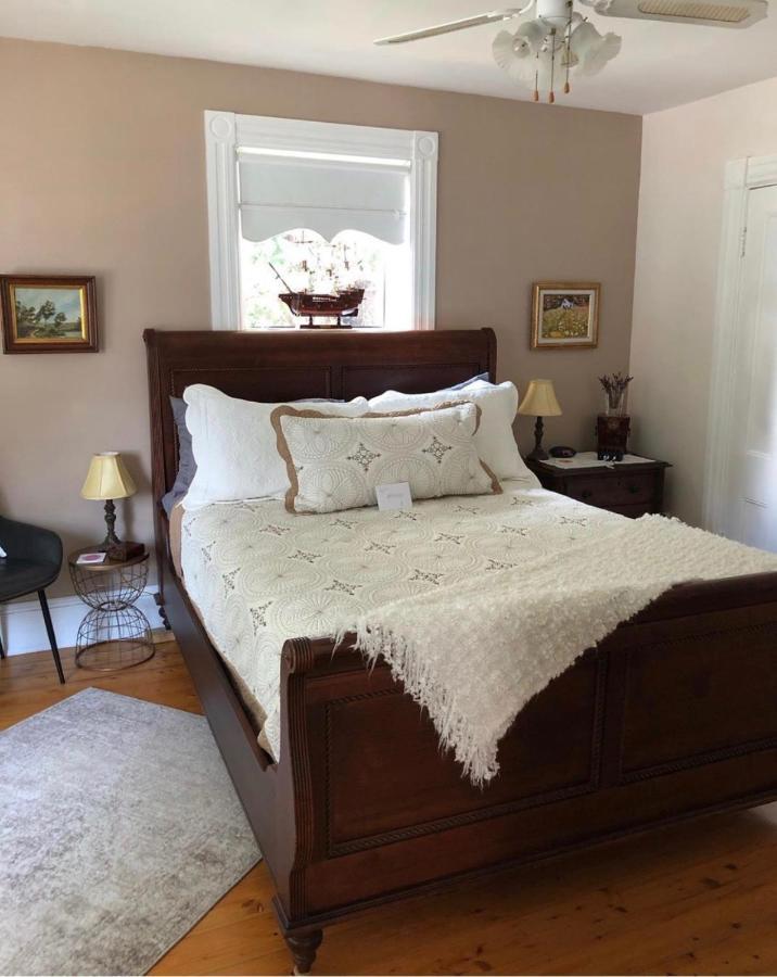 Toba'S Bed & Breakfast Lunenburg Zewnętrze zdjęcie